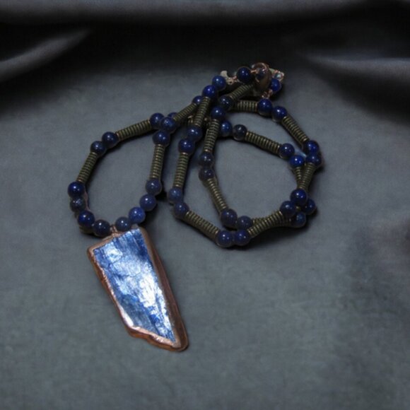 NEW Handmade Blue Kyanite Gemstone Necklace Lapis Lazuli Stone. One of a Kind! - Picture 7 of 8